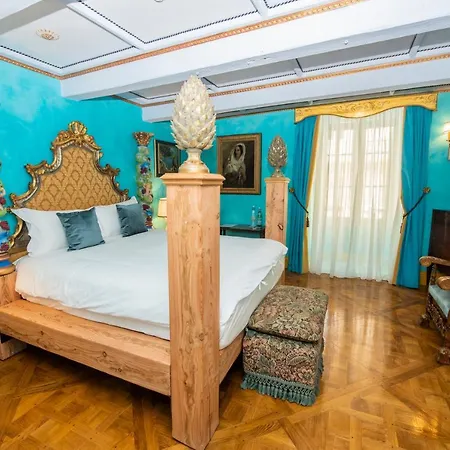 Casa Rocca Piccola Bed & Breakfast 4*