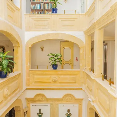 فندق مبيت وإفطار Casa Rocca Piccola