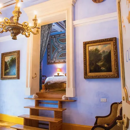 Nocleg ze śniadaniem Casa Rocca Piccola *
