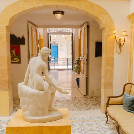 Casa Rocca Piccola 4*